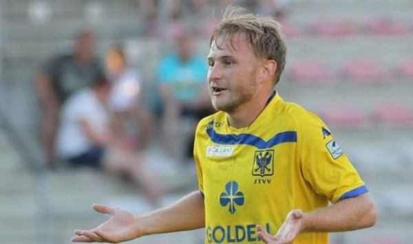 Екс-хавбек збірної України піде на підвищення Екс-хавбек збірної України піде на підвищення