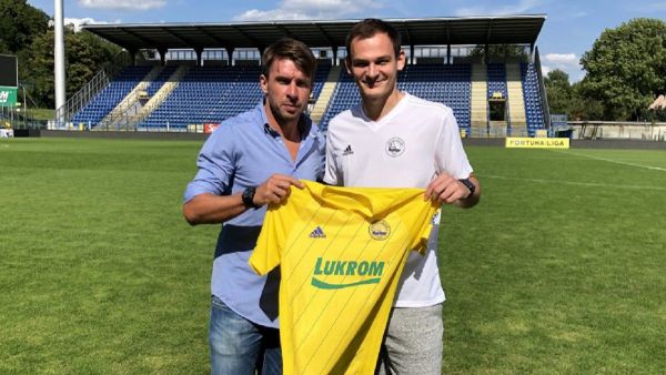 Офіційно. Українець перейшов в європейський клуб (ФОТО)