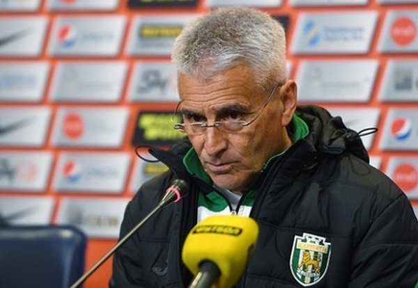 Тренер "Карпат": Більше немає сил працювати