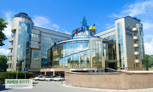 Офіційно. УАФ призупинила всі футбольні змагання в Україні 