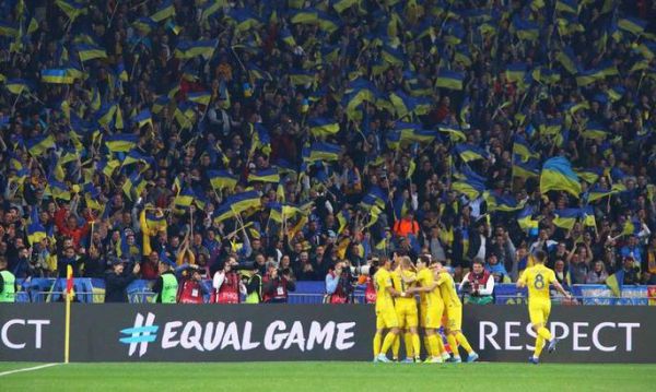 Ярмоленко: Тренери нам все розжовують так, як дітям  Ярмоленко: Тренери нам все розжовують так, як дітям