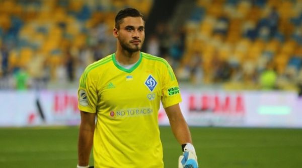 Голкіпер "Динамо": Хочу зіграти з "Ліверпулем" і "Барселоною" Голкіпер "Динамо": Хочу зіграти з "Ліверпулем" і "Барселоною"