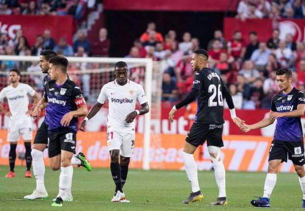 Прімера. 36 тур."Севілья" впала перед "Леанесом"