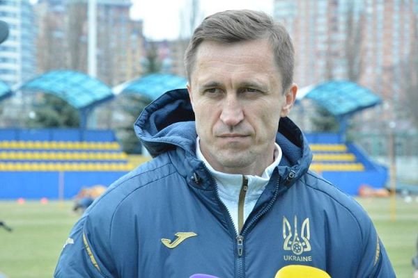 Маркевич відмовися ставити "Дніпру" комбінаційний футбол "Металіста"