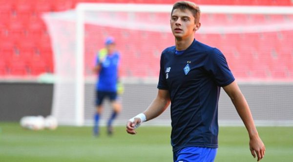 "Динамо" бере Селезньова і багатьох бразильців, Шахов змінює клуб у Серії А