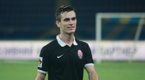 Офіційно. "Зоря" пролонгувала контракт з оборонцем