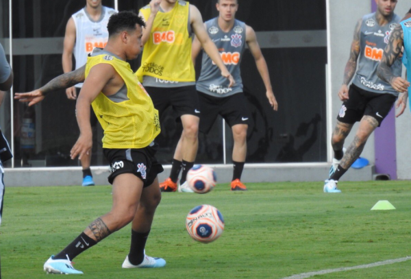 Екс-тренер "Металіста": Сідклей важко набирає форму Екс-тренер "Металіста": Сідклей важко набирає форму