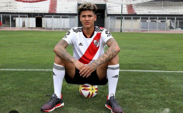 Офіційно. "Карпати" віддали Карраскаля у "Рівер Плейт"