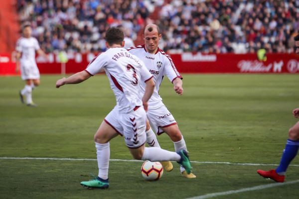 "Альбасете" спробує "очистити" Зозулю