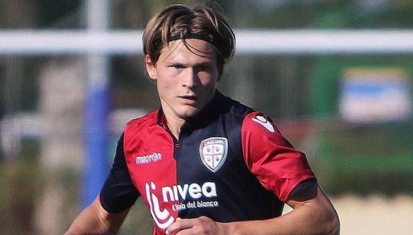 Офіційно. Екс-гравець "Кальярі" виступатиме в Україні Офіційно. Екс-гравець "Кальярі" виступатиме в Україні