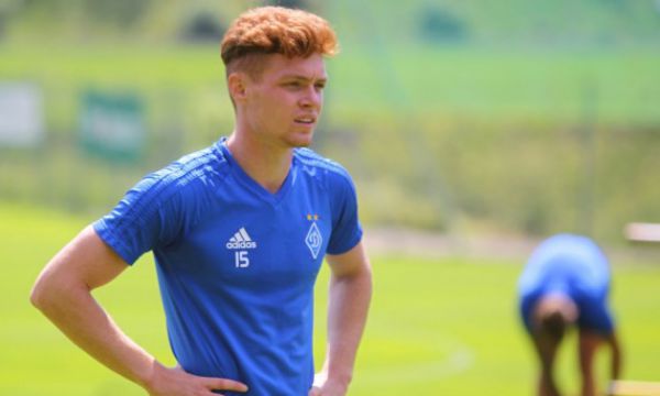 Хавбек "Динамо" в шорт-листі лідера АПЛ  Хавбек "Динамо" в шорт-листі лідера АПЛ