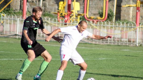 Рекорд України. У Другій лізі футболіст вийшов на поле у 53 роки Рекорд України. У Другій лізі футболіст вийшов на поле у 53 роки