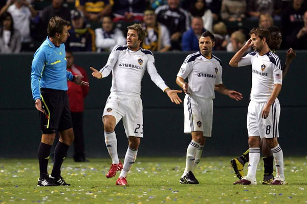 Колишній український футболіст - про похід в нічний клубом з Бекхемом і Крузом