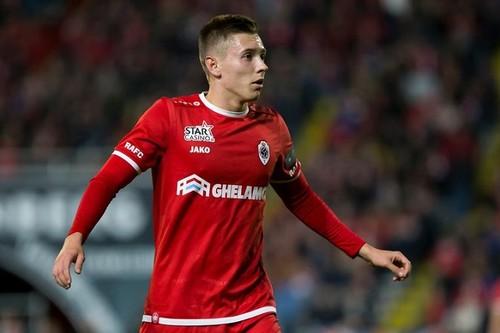 "Зоря" підпише українського легіонера з Європи "Зоря" підпише українського легіонера з Європи