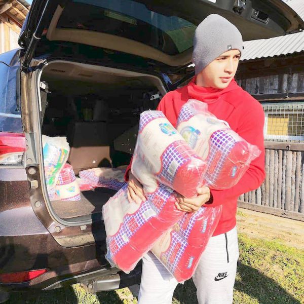 Хавбек "Динамо" вразив добрим вчинком (ФОТО) Хавбек "Динамо" вразив добрим вчинком (ФОТО)