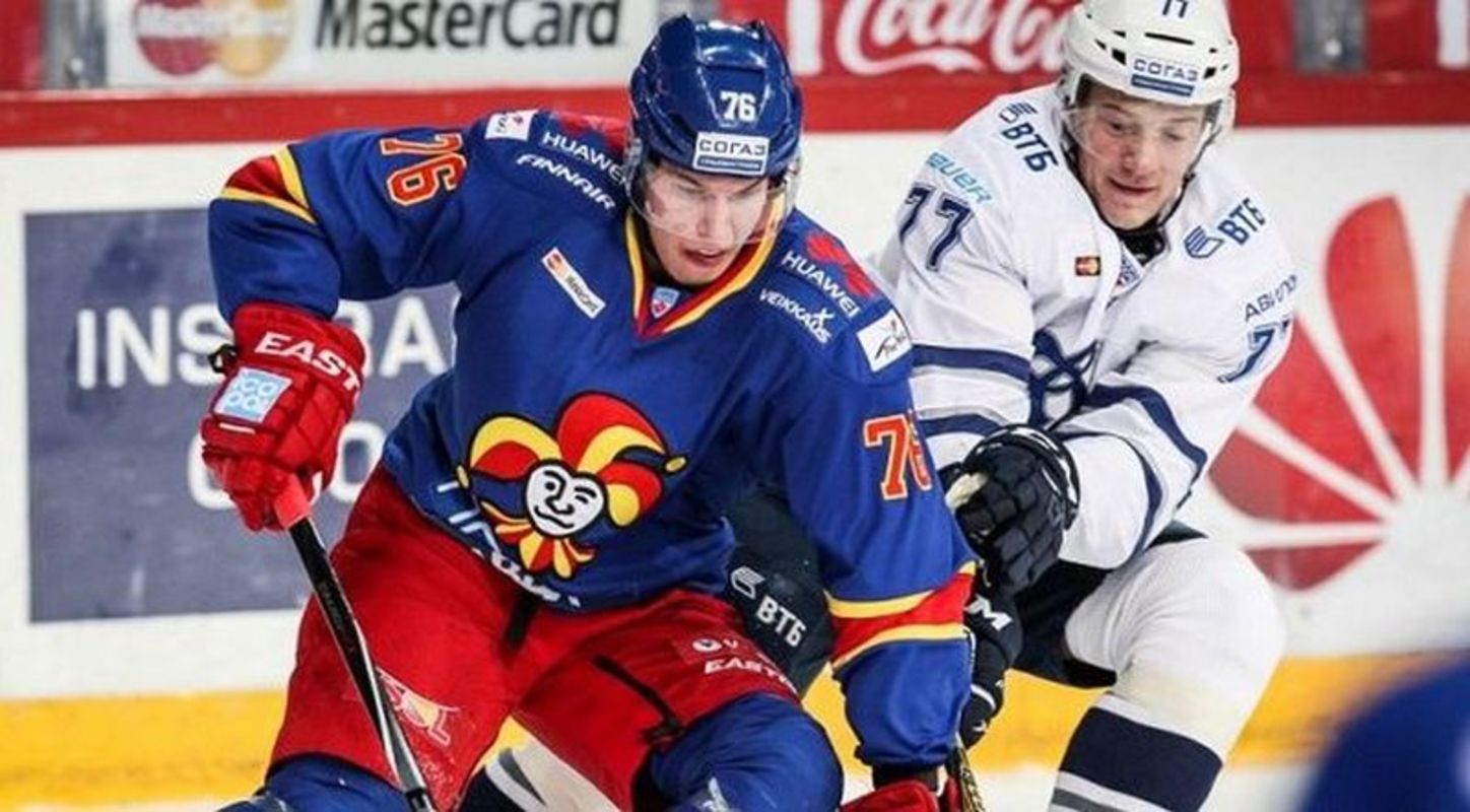 КХЛ: Центральный матч в Казани, где сойдутся лидеры Востока и Запада, а также другие поединки тура (превью дня)