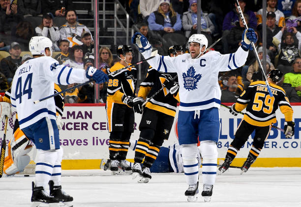 Джон Таварес забил свой 400-й гол в НХЛ