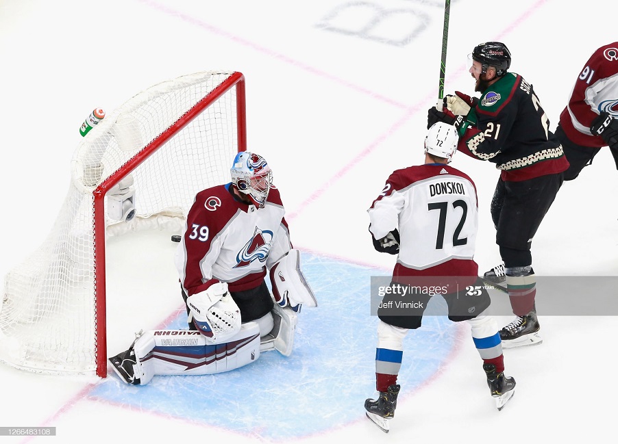 "Аризона" - "Колорадо" (4:2): Кюмпер отбился от "Эвеланш"