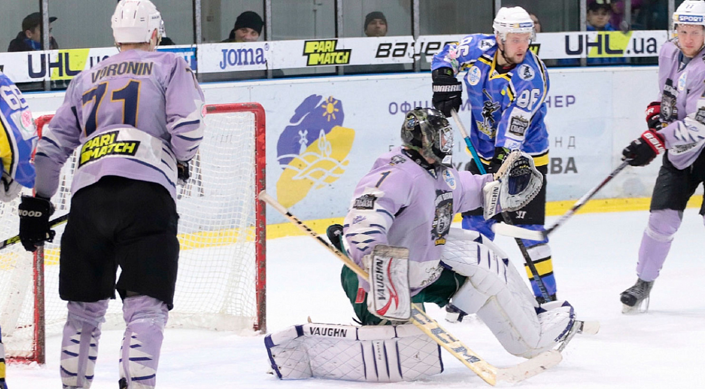 Три игрока «Ледяных Волков» пропустят домашний матч против «Белого Барса»