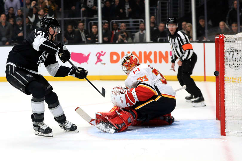 "Лос-Анджелес" - "Калгари" (5:3): "Кингз" прервали серию поражений