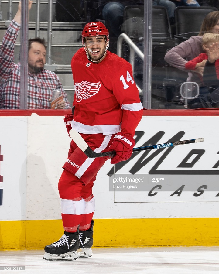 Детройт подписал новый контракт с Фаббри