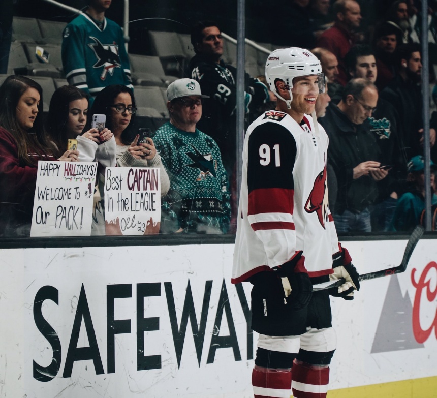 Холл может подписать контракт с "Койотиз"