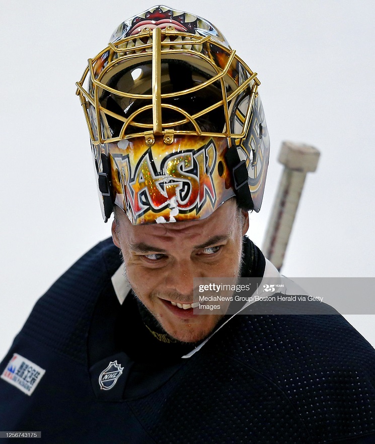 Перелом пальца не мешает Раску