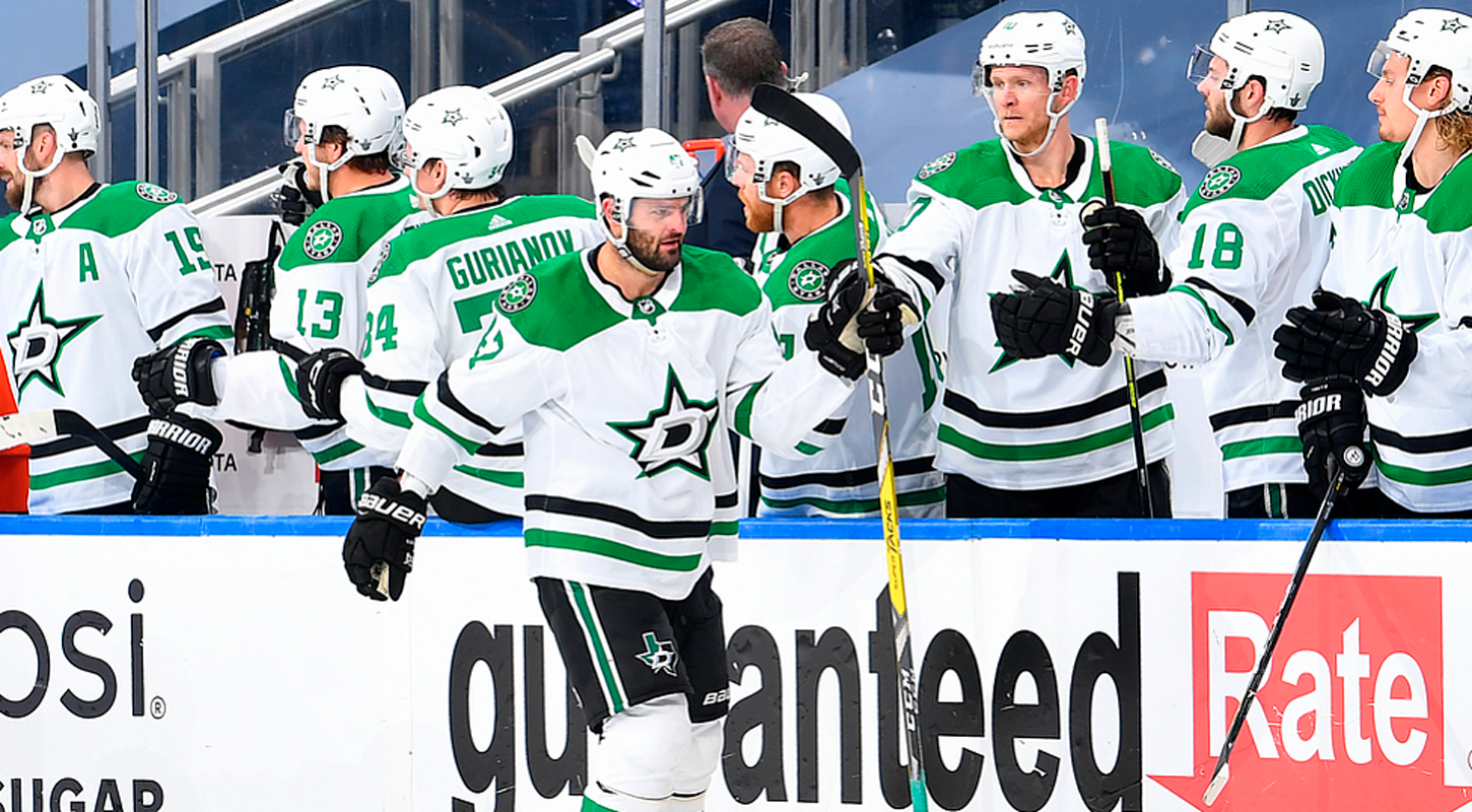 «Даллас» забил пять голов «Колорадо» и выиграл стартовый матч серии