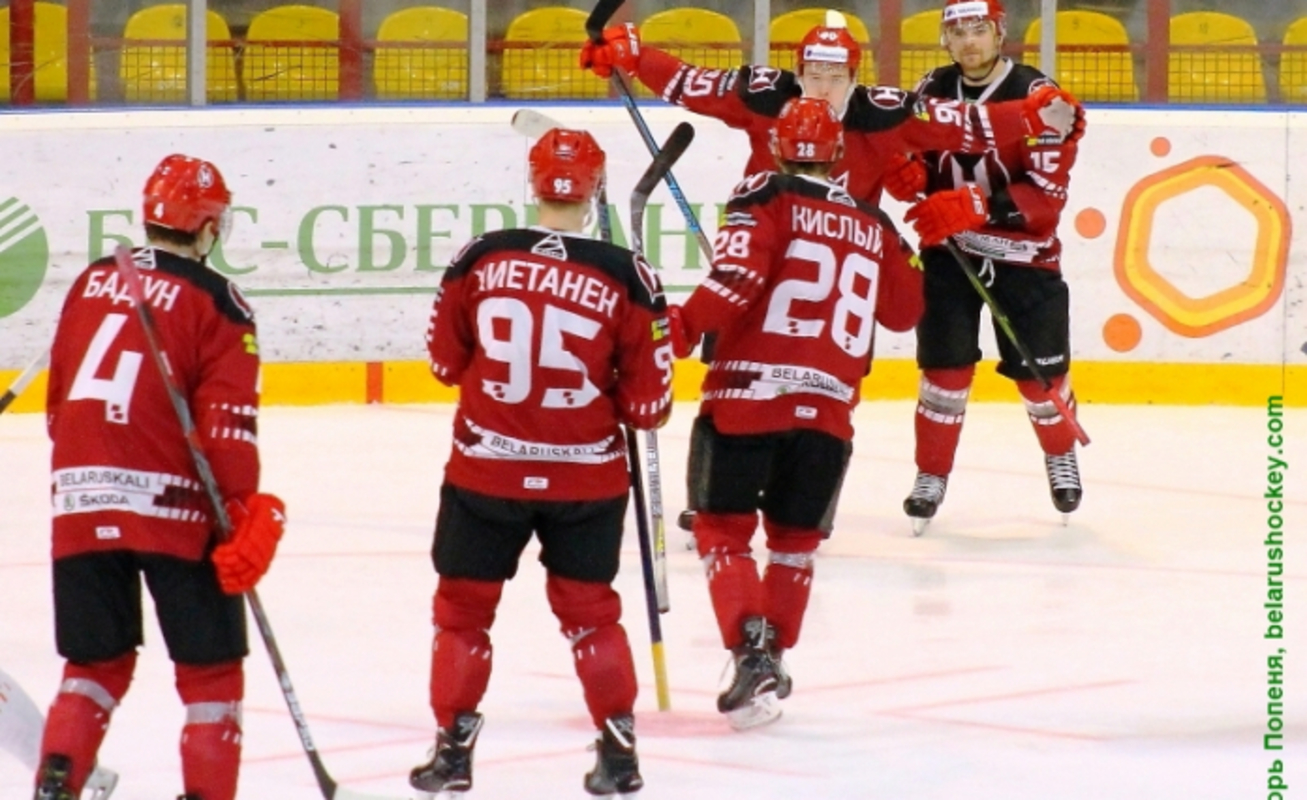 Экстралига «А»: Поражение «Юности» от Солигорска, буллитная серия и голевая феерия в Гродно (видео)