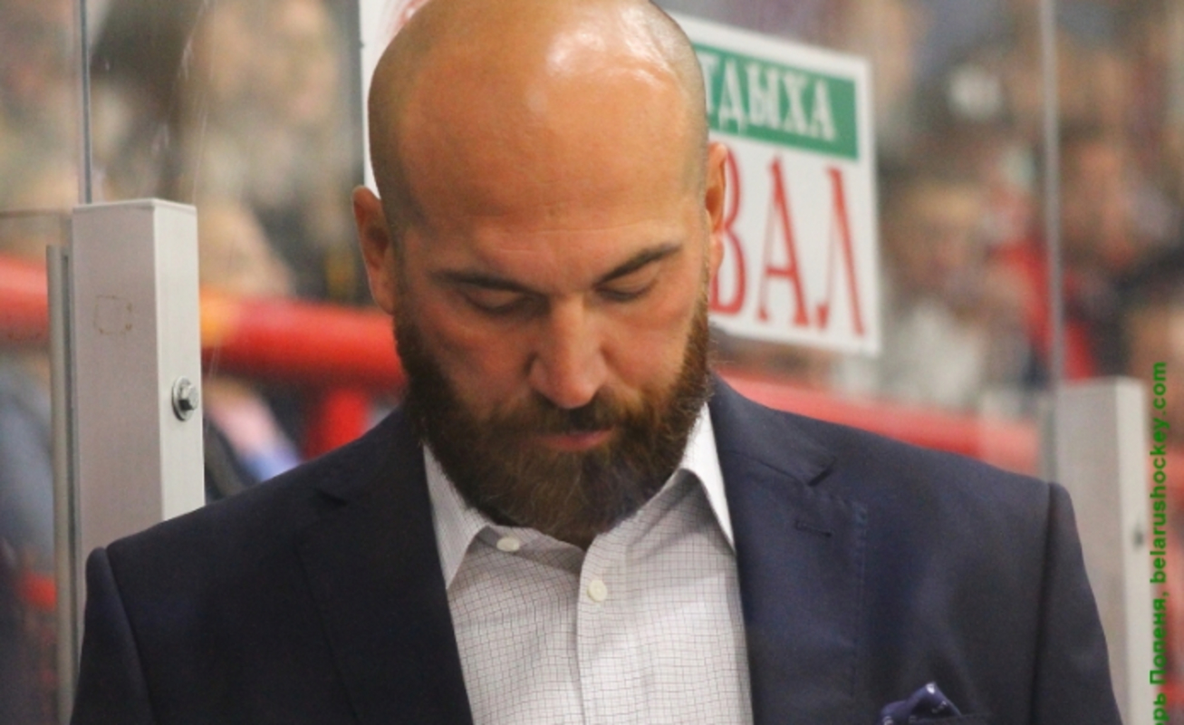 Алексей Калюжный про натурализацию: Каждый паспорт режет мне сердце