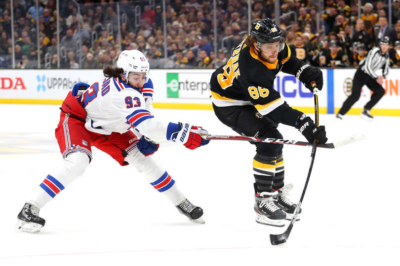 "Бостон" - "Рейнджерс" (3:2 ОТ): шестая подряд победа "Брюинз"