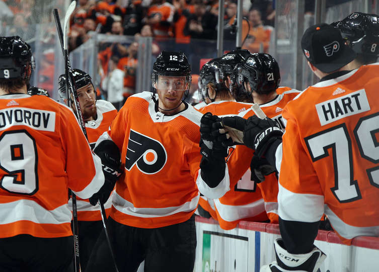 "Филадельфия" - "Вегас" (6:2): пять первых голов "Флайерз"