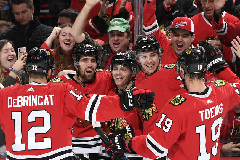 "Чикаго" - "Миннесота" (5:3): 1000-е очко Стаала, хет-трик Кейна