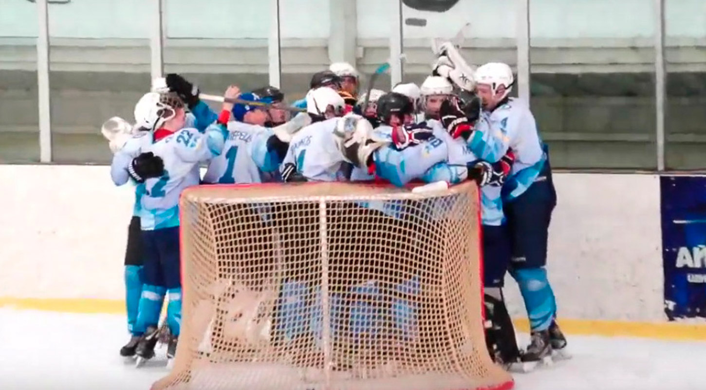 «Динамо» и «Белый Барс» сыграют в финале чемпионата Украины по хоккею среди юниоров