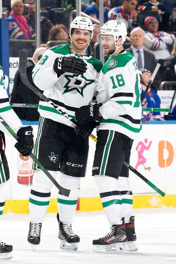 "Рейнджерс" - "Даллас" (3:5): "Старз" вспомнили как забивать