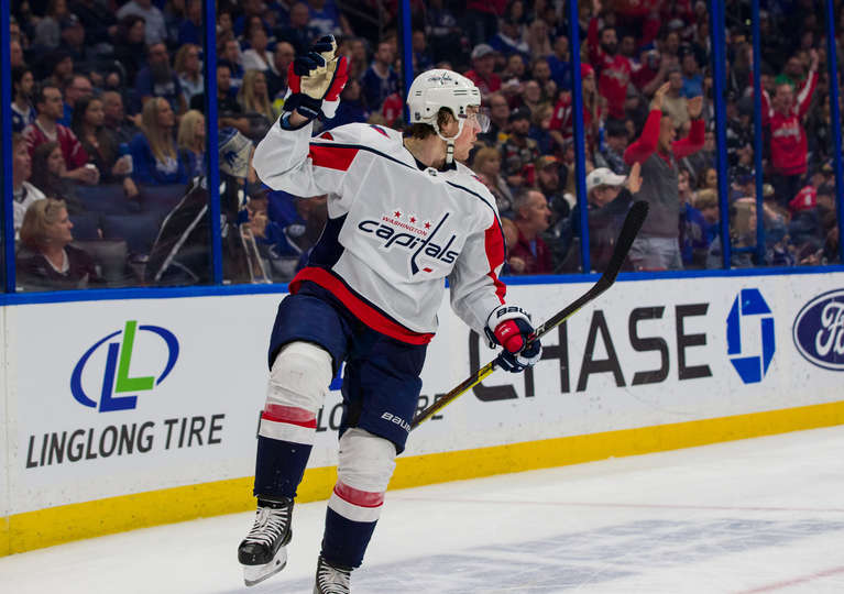 "Тампа-Бэй" - "Вашингтон" (2:5): "Лайтнинг" сдались без Кучерова