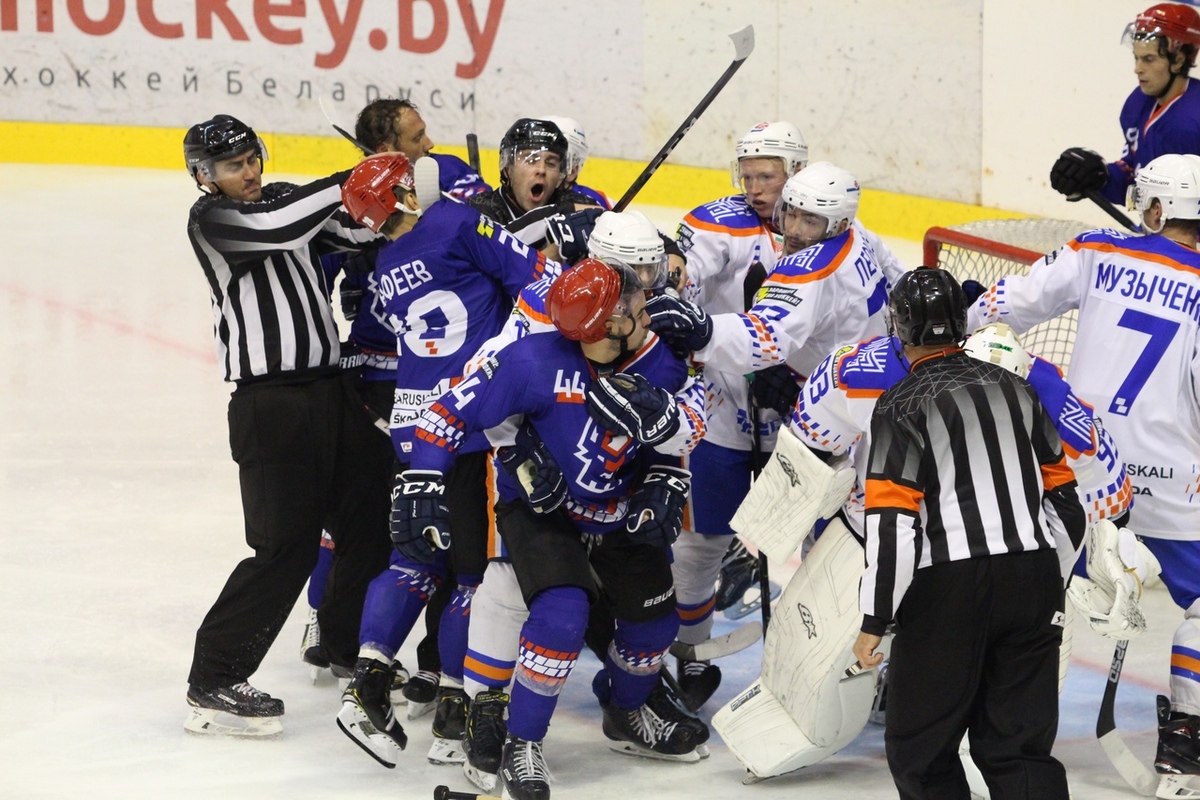 Экстралига «Б»: «Брест» вернулся в «топ-4» и другие события тура (видео)