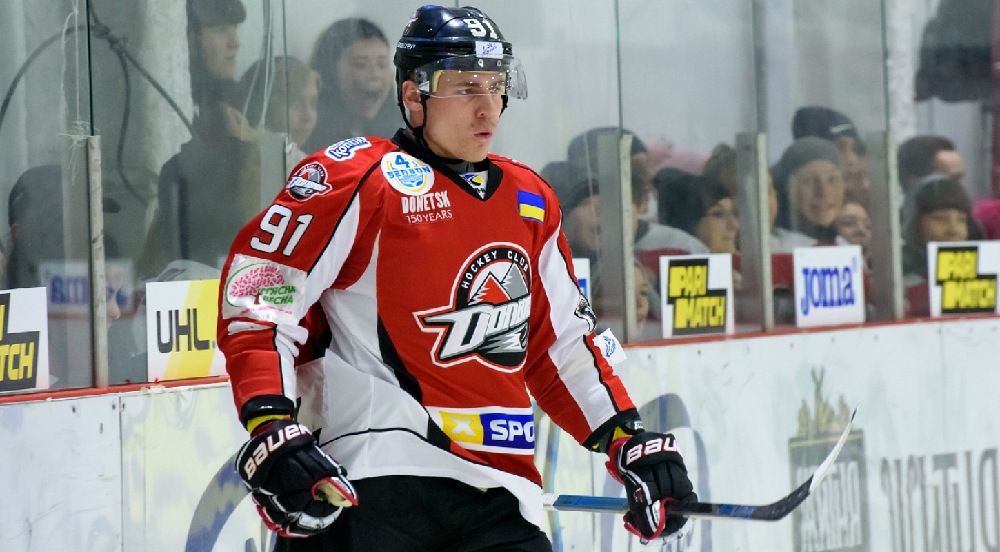 В лучших традициях комбинационного хоккея: игроки «Донбасса» ярко разыграли шайбу у ворот противника