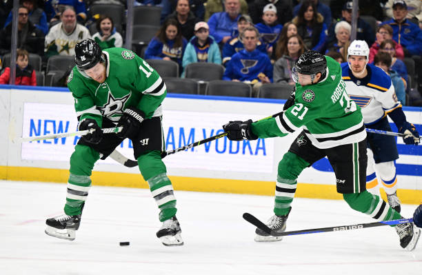 Робертсон забивает, продлевая результативную серию до 16 матчей