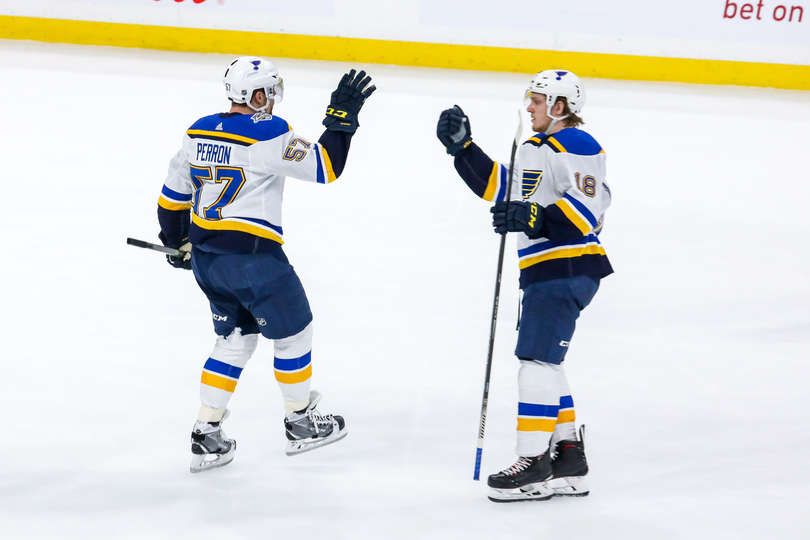 "Виннипег" - "Сент-Луис" (4:5 ОТ): Перрон лучше всех играет в "Блюз"