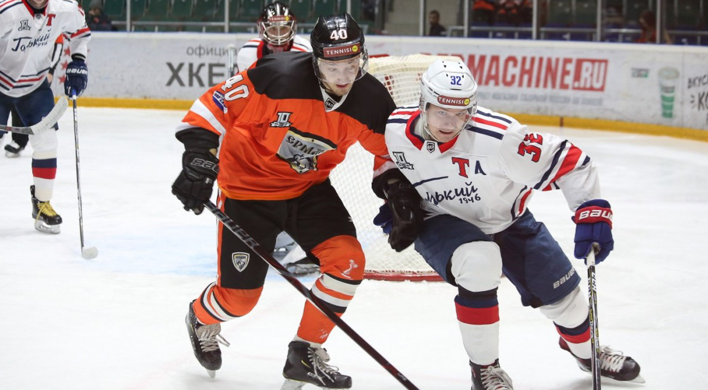 Экс-нападающий «Кременчука» забросил первую шайбу в ВХЛ (видео)