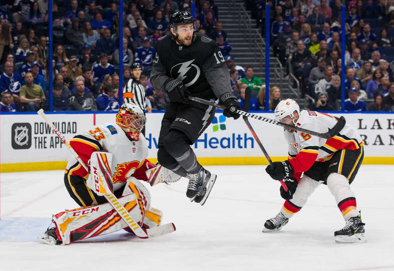 "Тампа-Бэй" - "Калгари" (4:3): "Лайтнинг" исправились