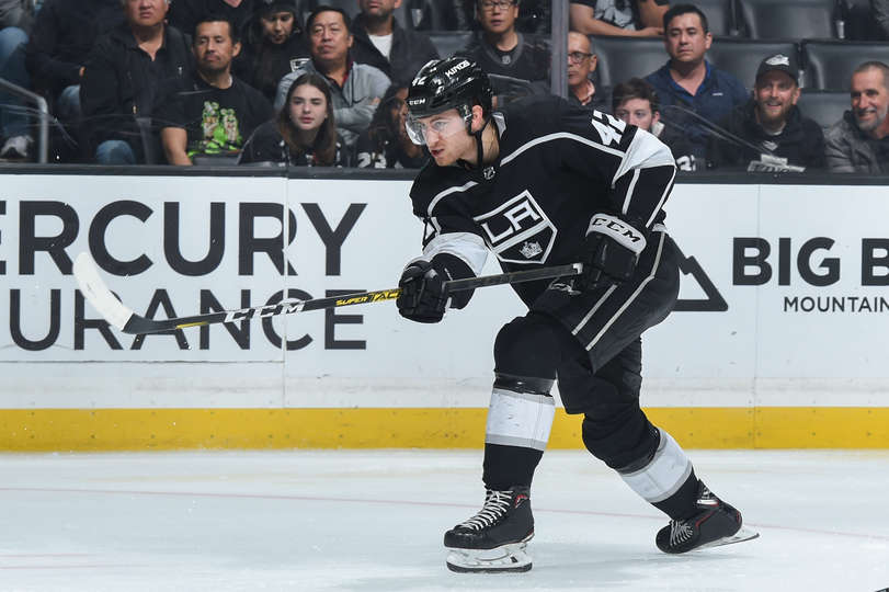 "Лос-Анджелес" - "Оттава" (3:2): седьмая подряд победа "Кингз"