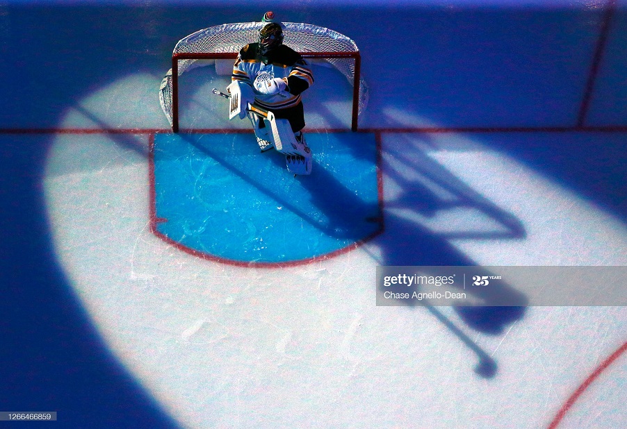 Матчи 1-го раунда плей-офф в НХЛ 15 августа (онлайн)