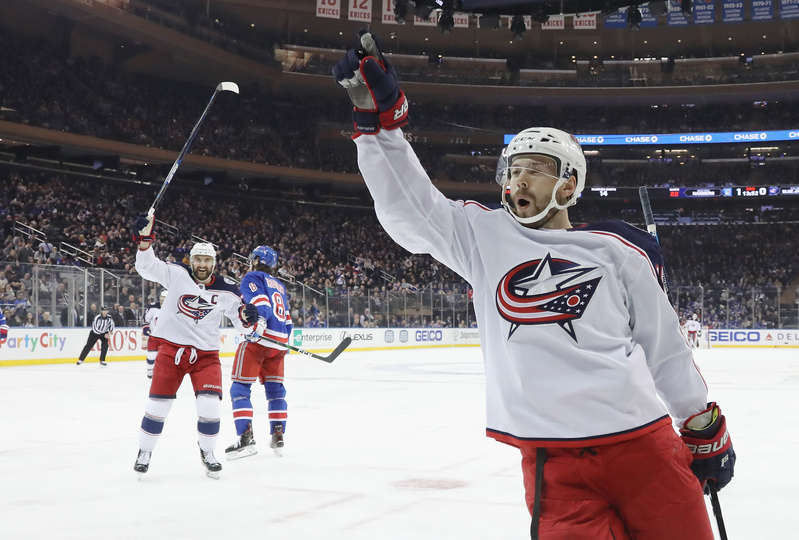 "Рейнджерс" - "Коламбус" (1:2): поздний гол Бьоркстранда