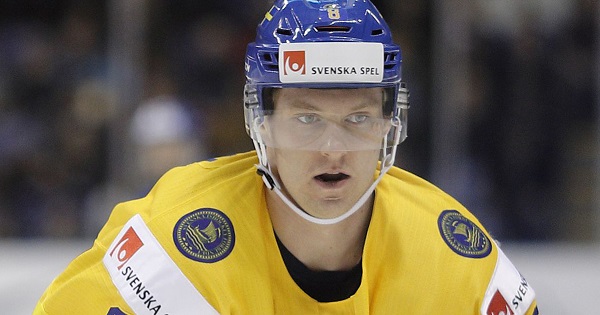 Филадельфия подписала контракт с шведским форвардом