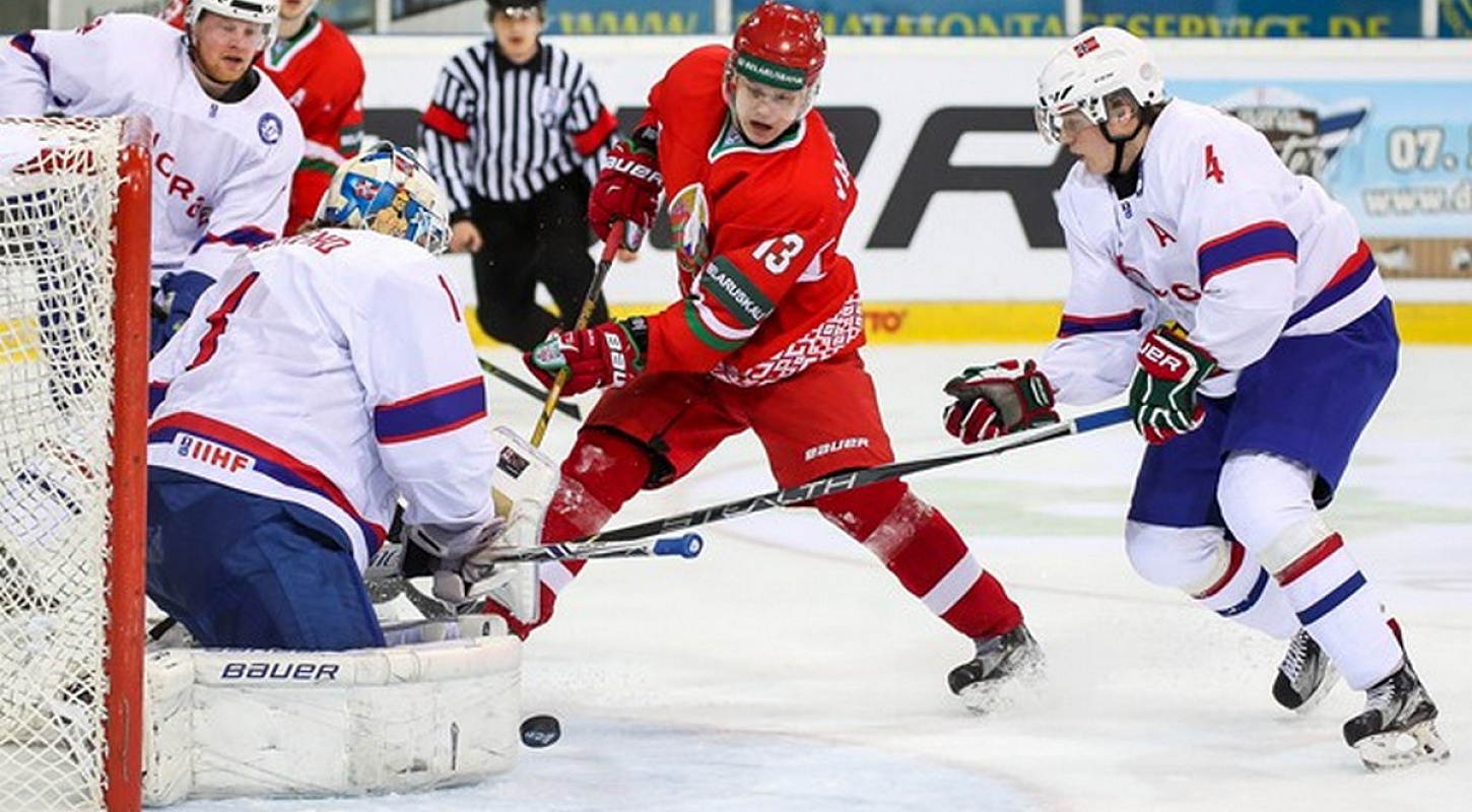 Три года назад он был лучшим бомбардиром «молодежки» на МЧМ, а сейчас служит в армии