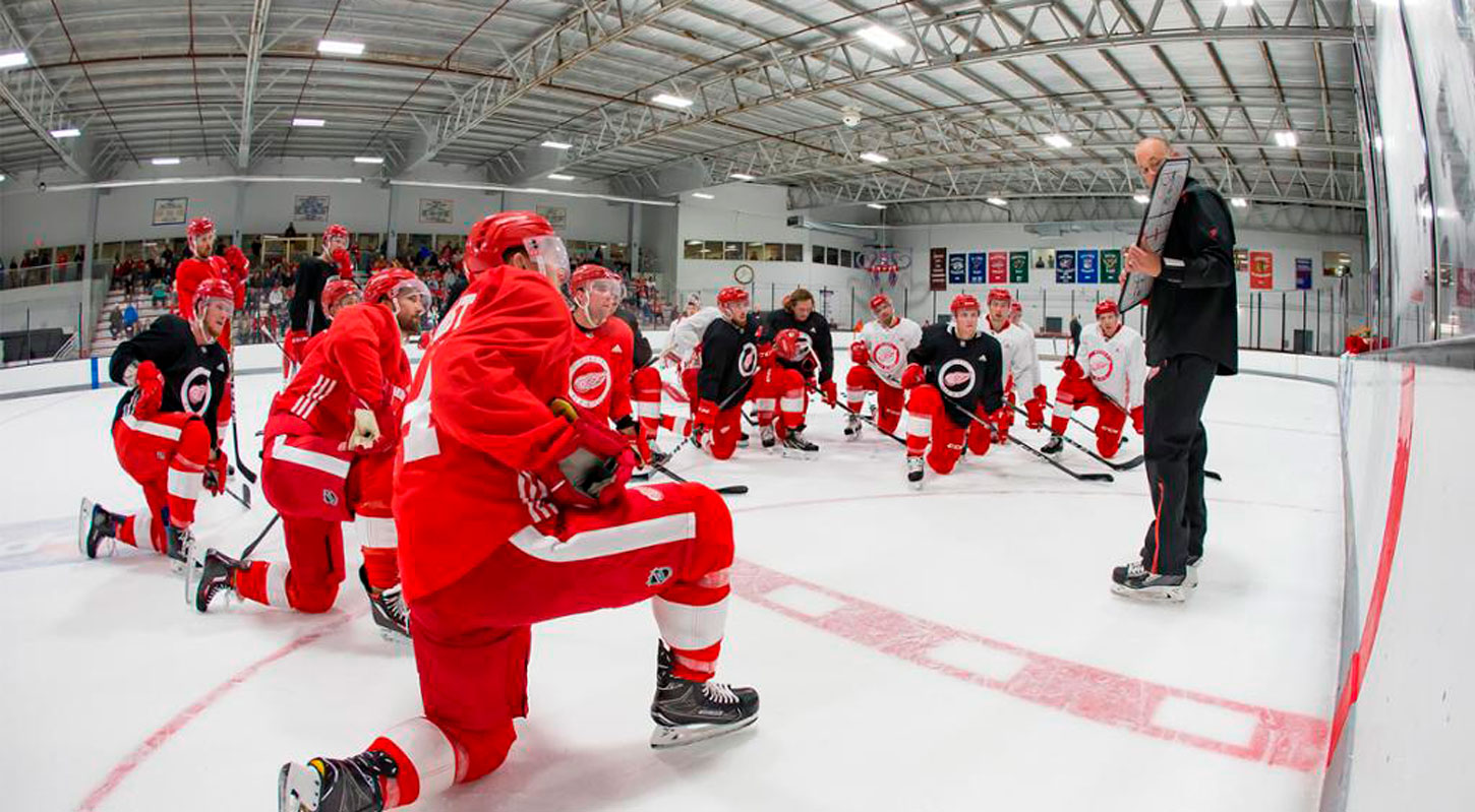 НХЛ может открыть полноценные тренировочные лагеря в середине июля