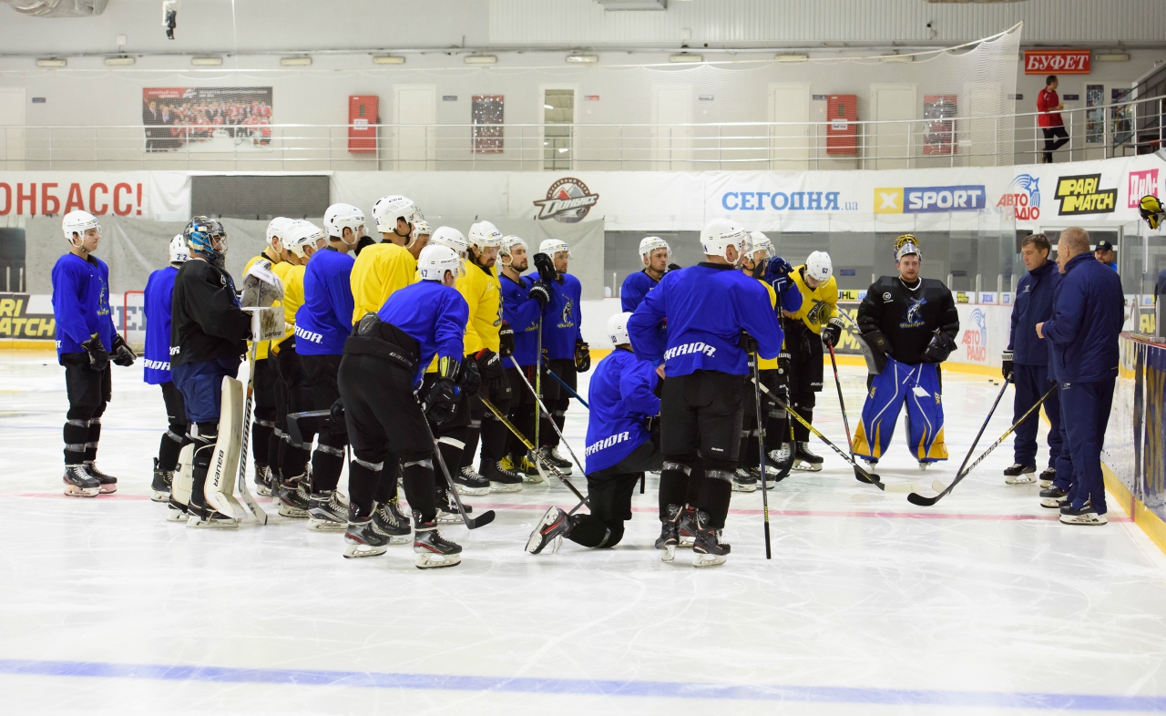  «Днепр» опробовал лед «Альтаира» перед стартом полуфинальной серии