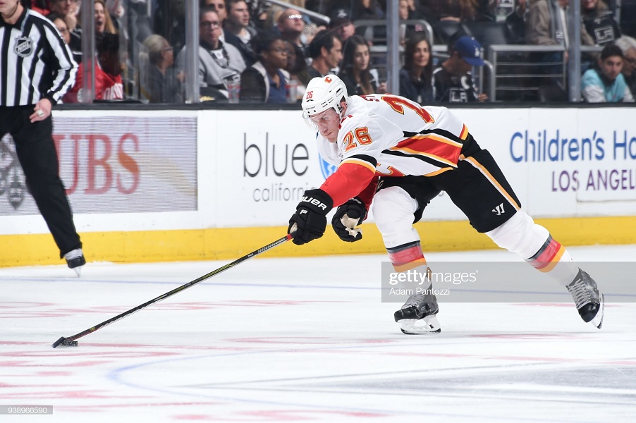 "Калгари" выкупит остаток контракта Стоуна